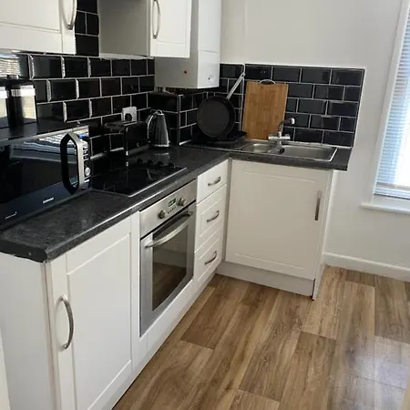 Lovely 2 Bedroom Near Stokes Croft Central!!! *